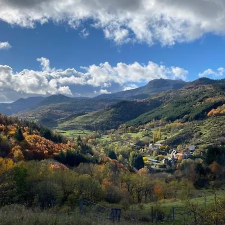 Casa de Férias Tiny House De Tempoyrac La Rochette (Ardeche)
