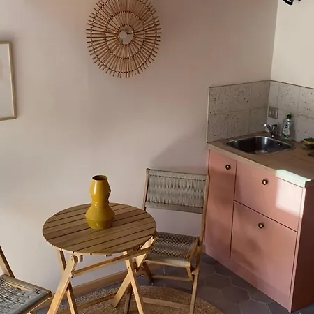 Tiny House De Tempoyrac Casa de Férias La Rochette (Ardeche)