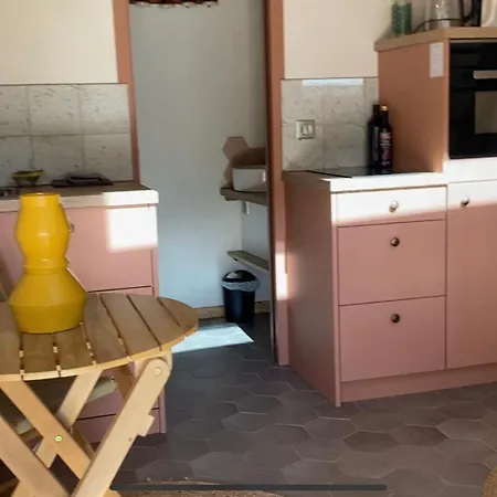Tiny House De Tempoyrac Hébergement de vacances *