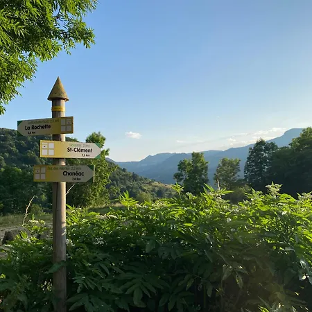 Tiny House De Tempoyrac La Rochette (Ardeche)